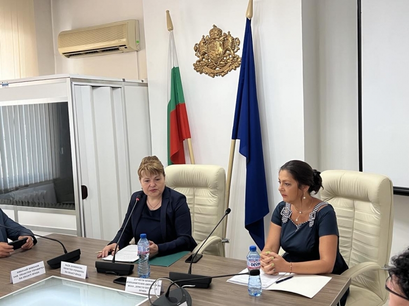 Обсъдиха проблемите които има детското отделение на многопрофилната болница Христо