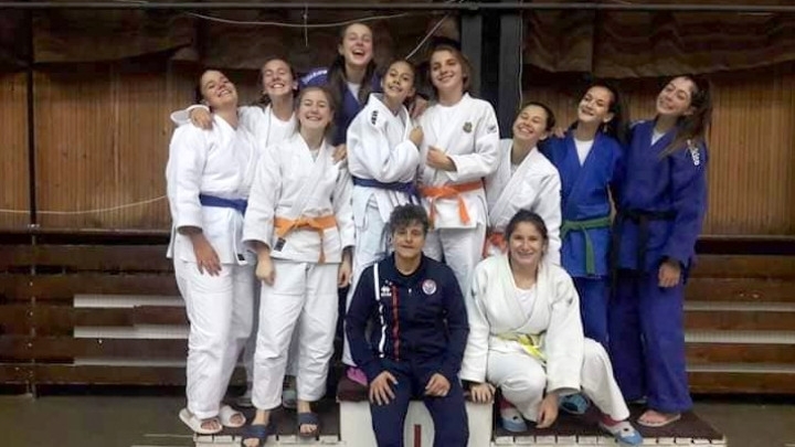 Зала Борис Гюдеров в Перник бе домакин на Държавното отборно