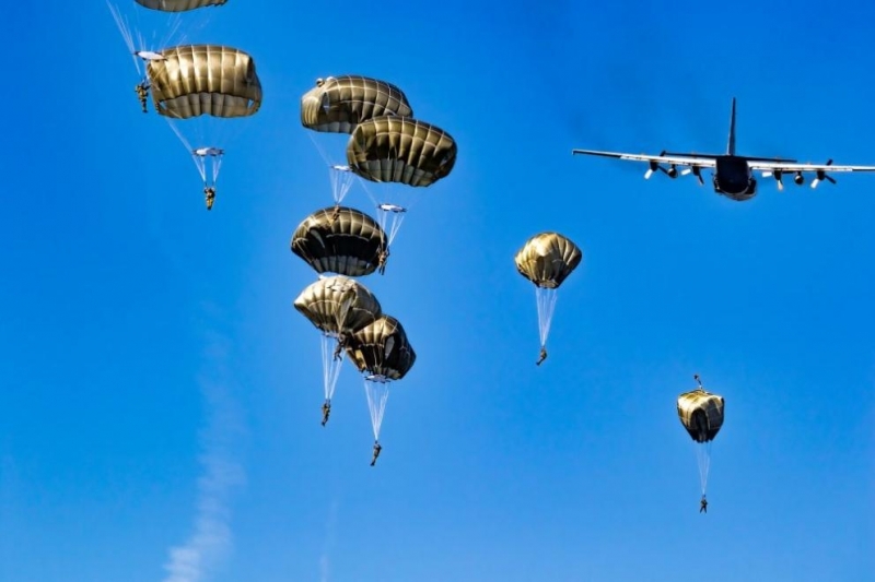 Военнослужещ е пострадал днес при изпълнение на планирани учебно тренировъчни парашутни