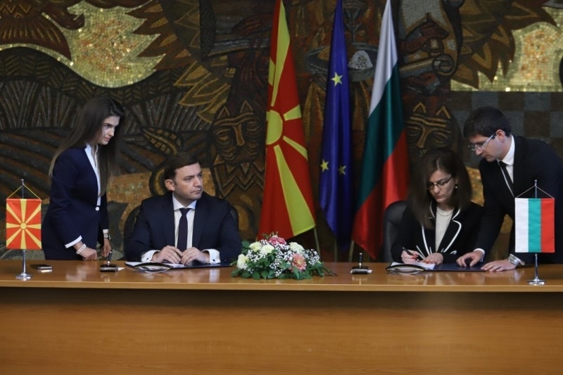 Външните министри на България и Северна Македония Теодора Генчовска