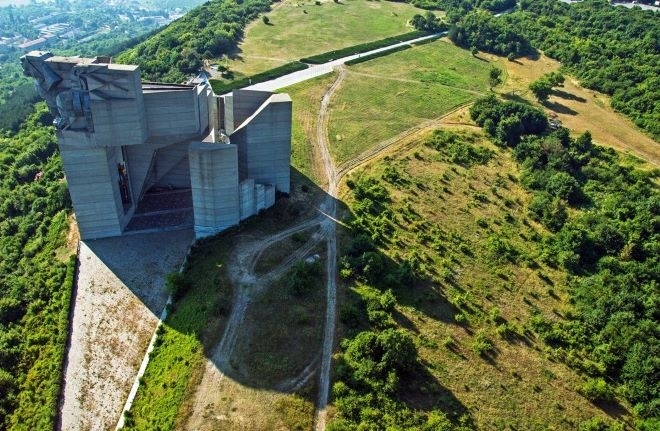 Отпадна забраната за разходка в Шуменското плато, хищникът не е открит