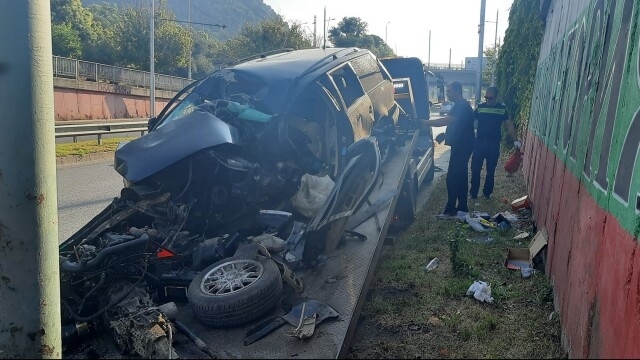 Тежка катастрофа е станала в Пловдив през нощта Лек автомобил