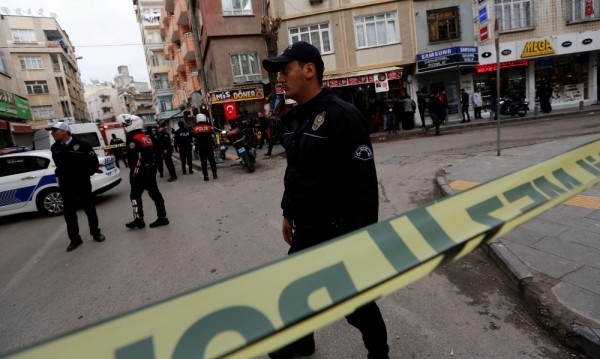 Четирима души бяха убити а 8 ранени при престрелка в