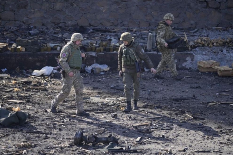 Украйна предлага амнистия и парично възнаграждение на руски войници които
