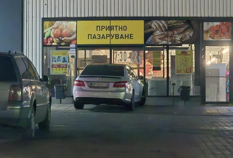 Безумията в начина по който масово врачани паркират колите си