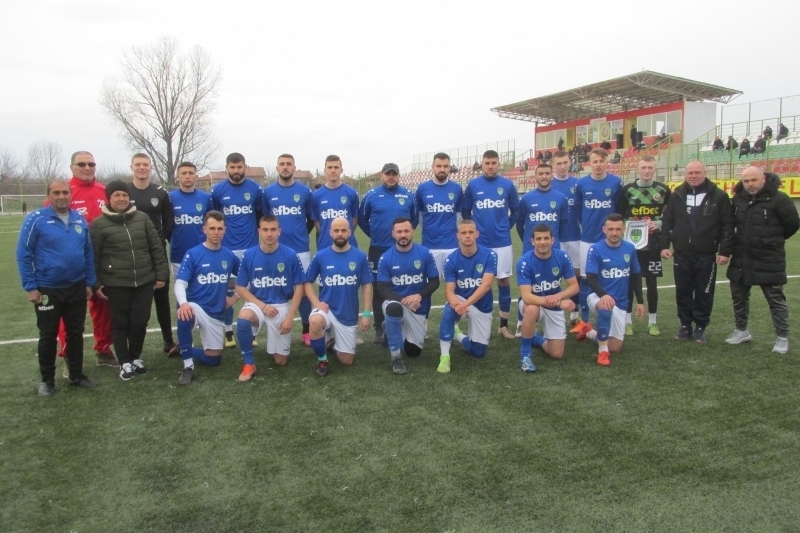 Академик Свищов победи Дреновец с 8 0 в мач от 29