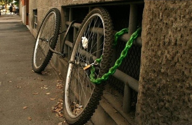 На 2 април разтревожен 61 годишен мъж подал сигнал че