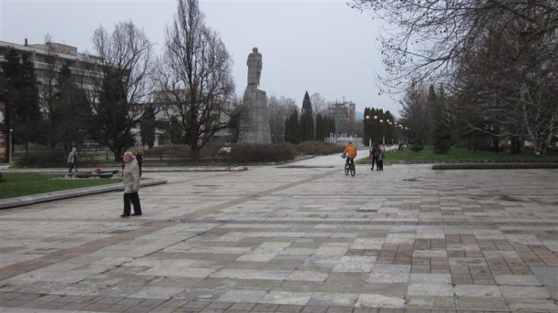 Регионалната здравна инспекция в Монтана затвори магазин за продажба на козметика в Лом Собственикът