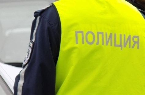 18 годишно момче юрка нерегистрирания си мотоциклет из улиците на врачанско