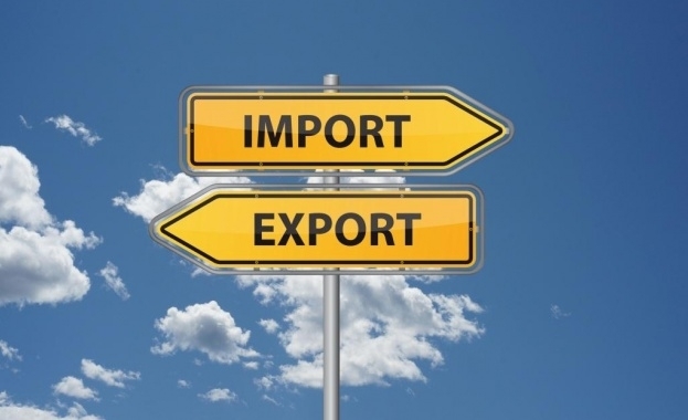 Общият български износ и внос на стоки към и от