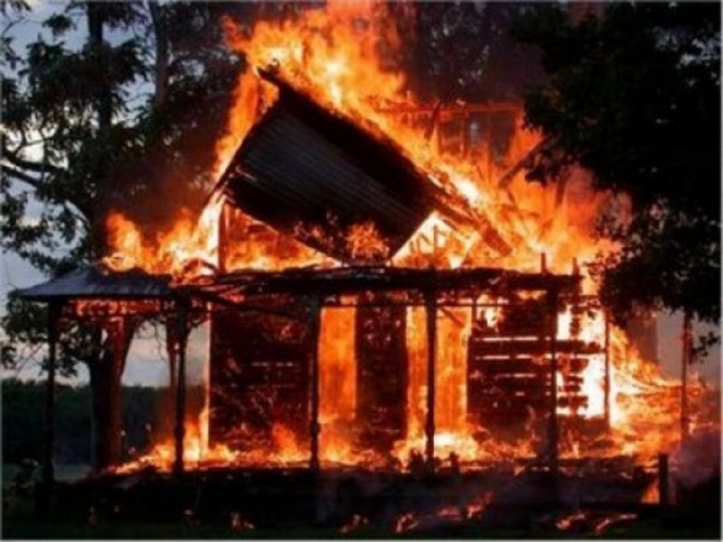 Пожар горя в частен имот в Нефела съобщиха от МВР