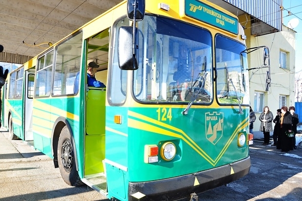 Шофьорът на тролейбус който е продавал фалшиви билети на пътници