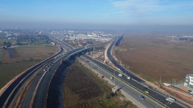 ОГРАНИЧЕНИЯ ЗА ТОВАРНИ АВТОМОБИЛИ: Забранява се движението на моторни превозни