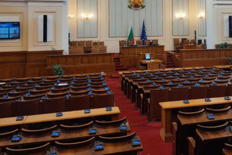 Партиите гледат по скоро към третия мандат Там е по интересно не