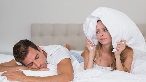 Мъжете заспиват след секс. Защо?