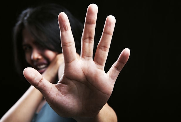 Недоволен клиент е скочил на служителка в супермаркет в Лом