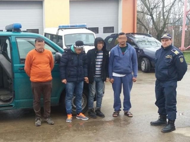 Четирима граждани на Пакистан и Афганистан бяха заловени от румънската