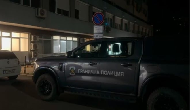 33 ма нелегални мигранти бяха задържани късно вечерта в събота