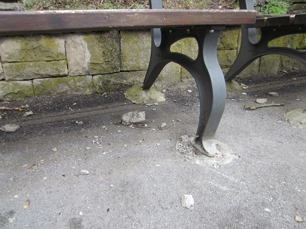 Втора вандалска постъпка е била извършена от хлапаци във Враца