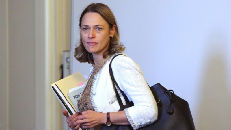 Председателят на парламента Ива Митева е получила заплаха за убийство