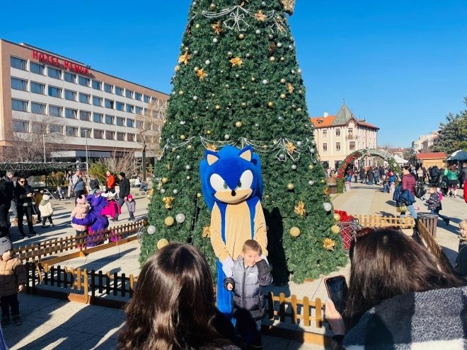 В последния ден на 2023 година приказните герои гостуваха във