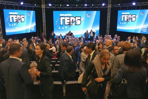 Преяждането с власт е характерно за всяка управляваща партия