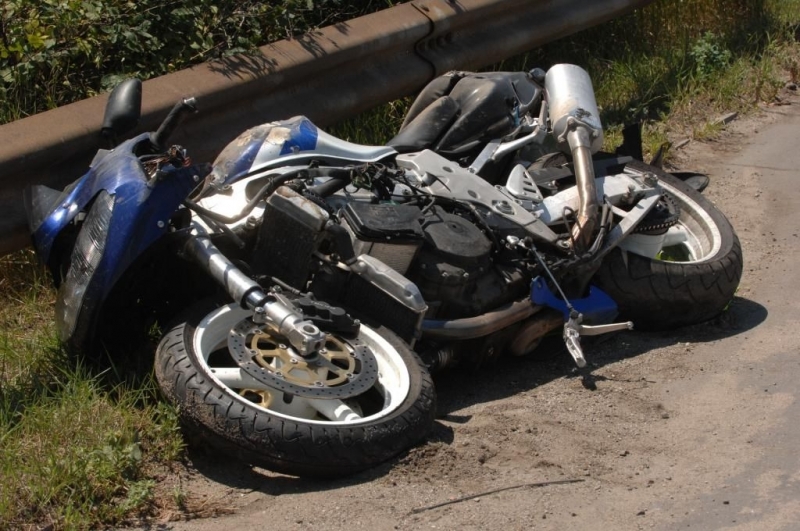 Моторист се потроши при кървава злополука край Монтана вчера съобщиха