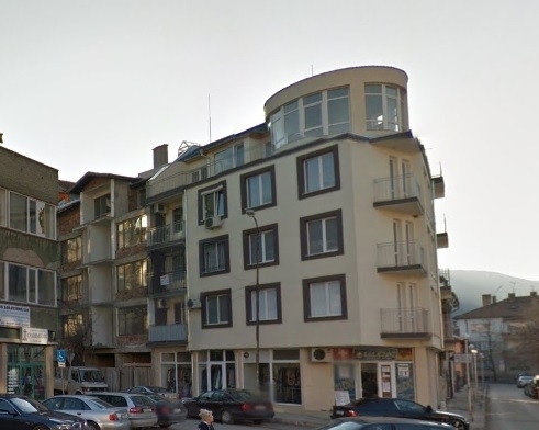 Частен съдебен изпълнител обяви на търг тристаен апартамент в идеалния