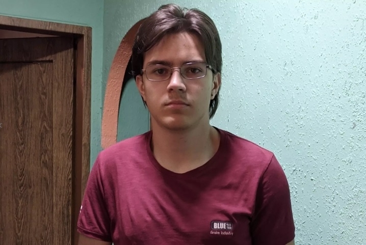 Младеж от Лом се нуждае от средства за лечение научи