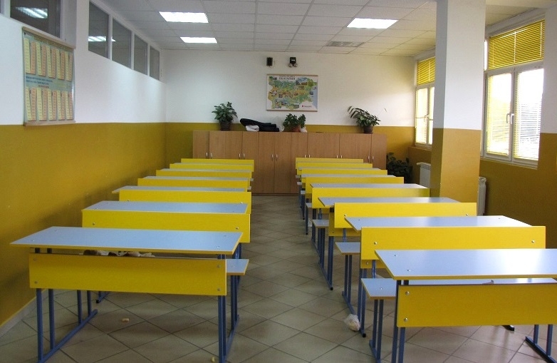 Министърът на образованието и науката в оставка Красимир Вълчев предлага