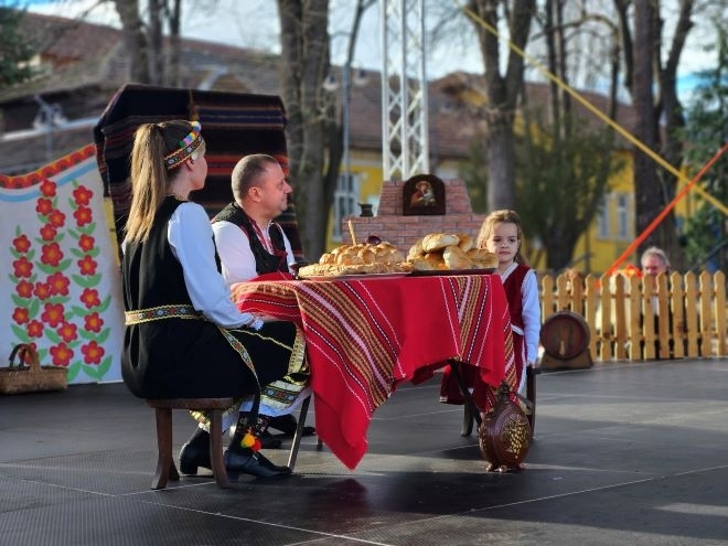 Жители и гости на Берковица се потопиха в атмосферата на