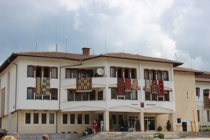 Община Чипровци ще изгради алея на чипровския килим на която