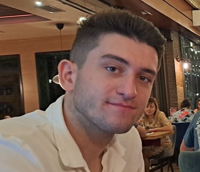 Млад мъж получи шанс за живот след като добри хора