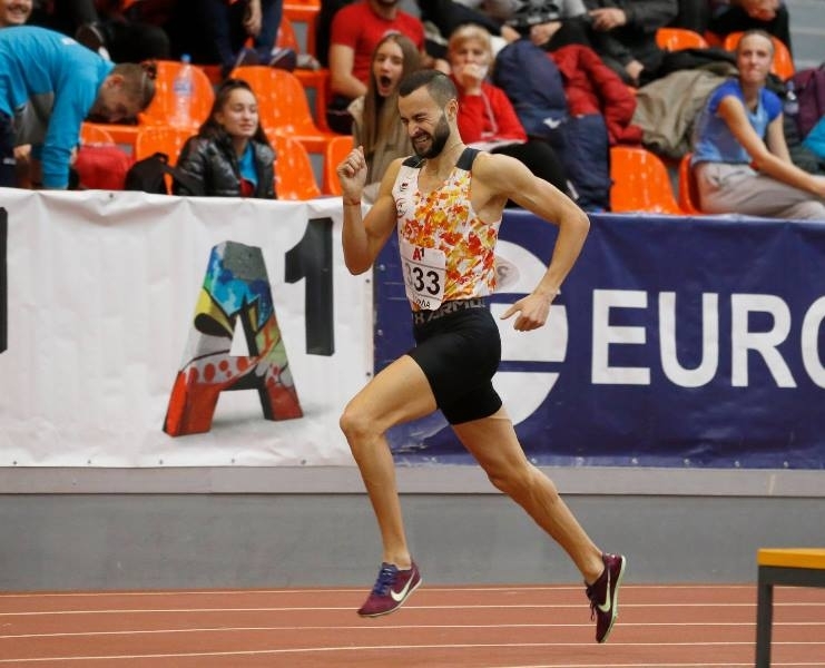 Най добрият български атлет в средните бягания Митко Ценов покри норматива