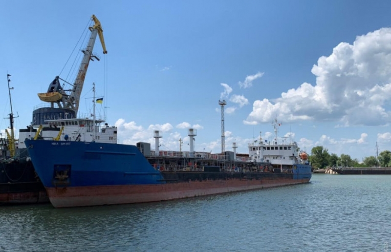 Съд в Украйна одобри задържането на руски танкер от украинските