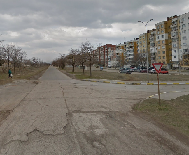 Заради извършването на строително ремонтни дейности по бул Европа който свързва