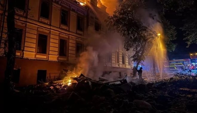 Русия осъществи най мащабната атака по украинската столица Киев с балистични