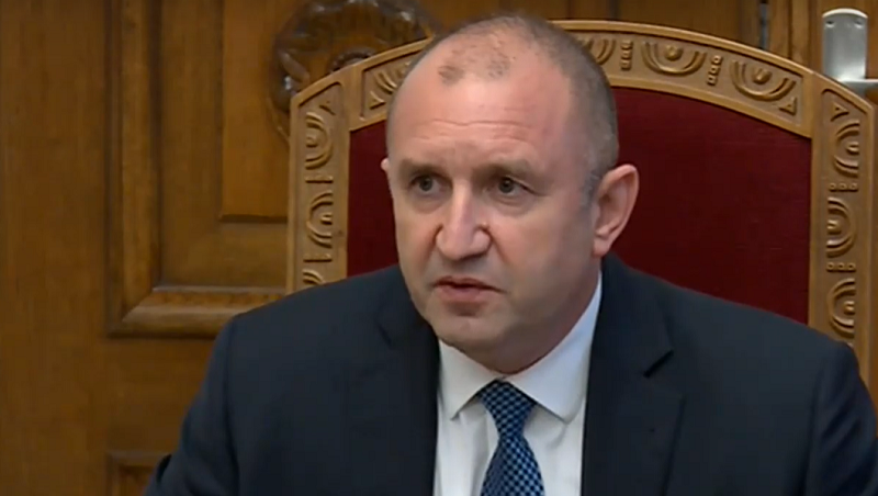 Радев: Очаквам бързо връщане на децата в клас, а COVID тестовете да станат безплатни