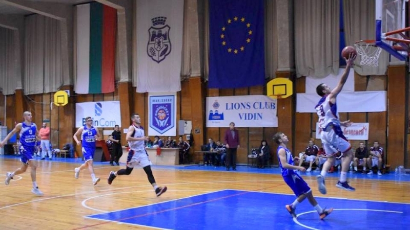 Видабаскет победи убедително със 102 68 точки 27 24 36 18 15 18 24 8 Рилски