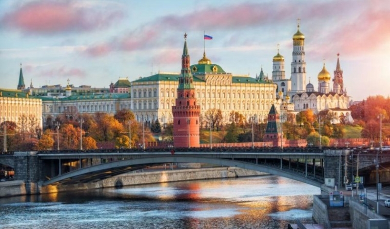 Руската икономика се справя по добре от очакваното с международните санкции