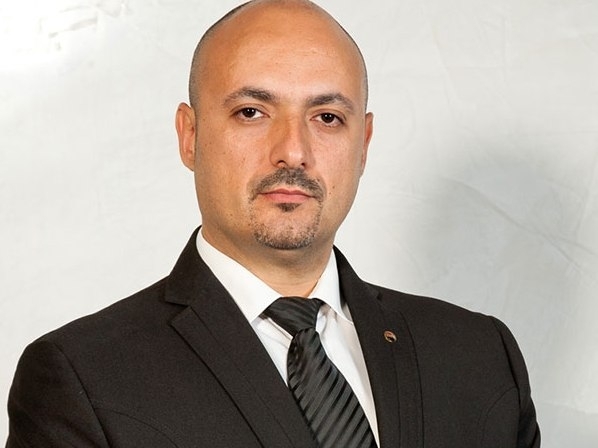 Уважаеми представители на медиите уважаеми госпожи и господа вземам отношение