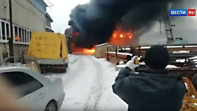 В Екатеринбург на територията на фабриката за бои и лакове