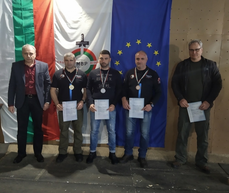 На 20 февруари на стрелбището при учебно тренировъчен комплекс Дъбника