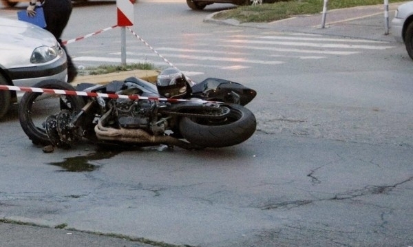 Дете е катастрофирало с мотопед в Бяла Слатина, съобщиха от