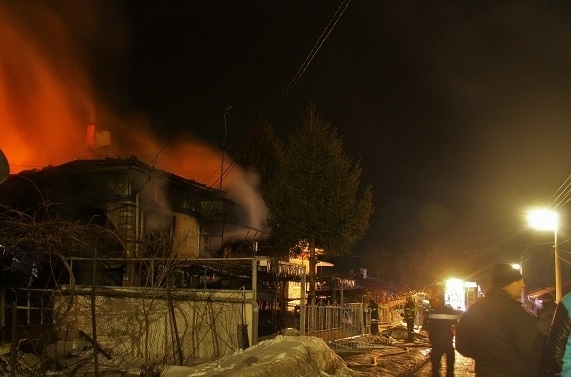 Психично болен мъж е запалил къщата си във видинското село