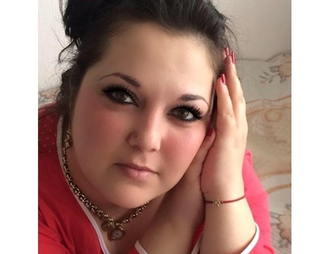 Най вероятно мотивът за залятата с киселина Ажда е личен