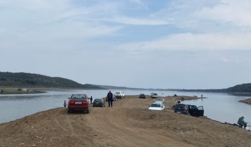 От днес е в сила забраната за улов на пролетно лятно