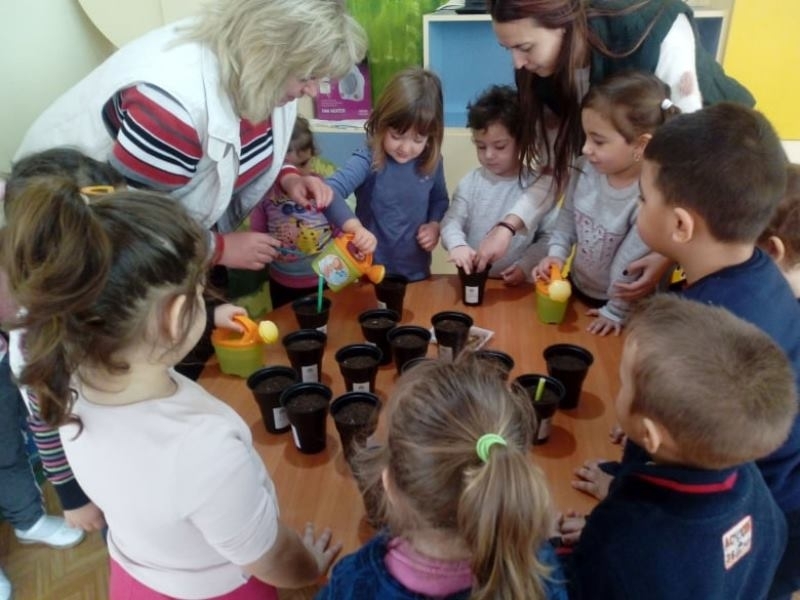 В кампанията “Засаждаме бъдеще” на ГОРАТА.БГ се включи и основната