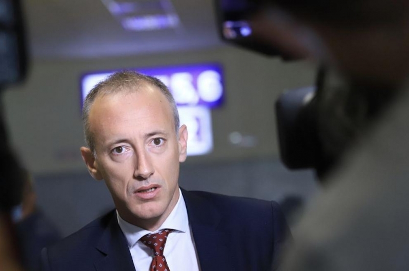 Вълчев: Училищата да не събират пари от родителите