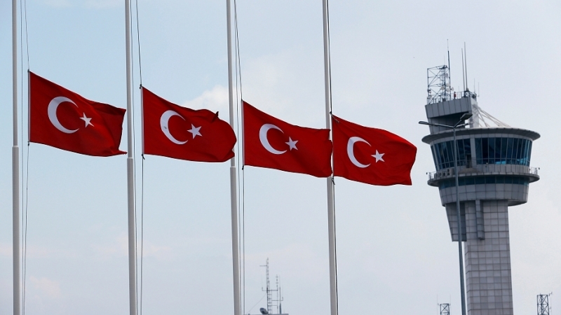 Турските власти са издали заповед за арестуването на още 360